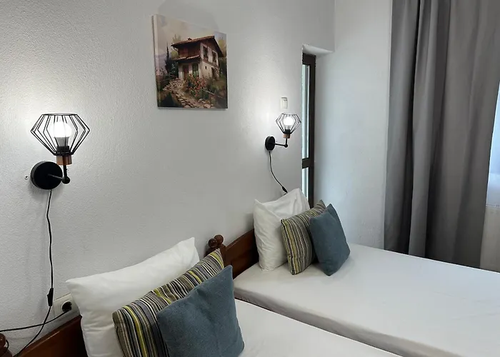 Triibria Guest house *